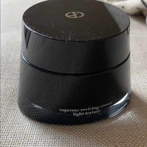 Giorgio Armani Crema Nera Extrema